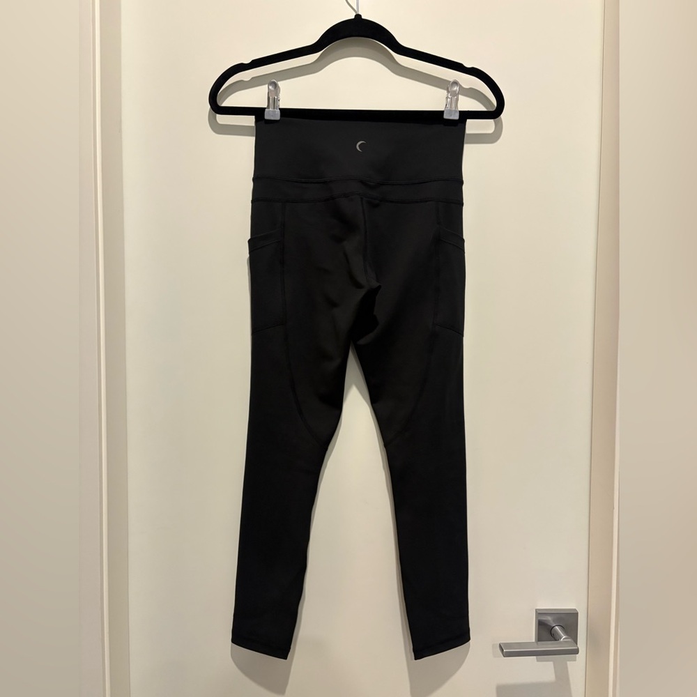 Women's Zyia Light n Tight high rise  24” Leggings NWOT size 4